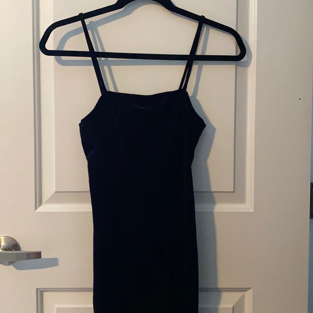 Forever 21 little black dress size sm
